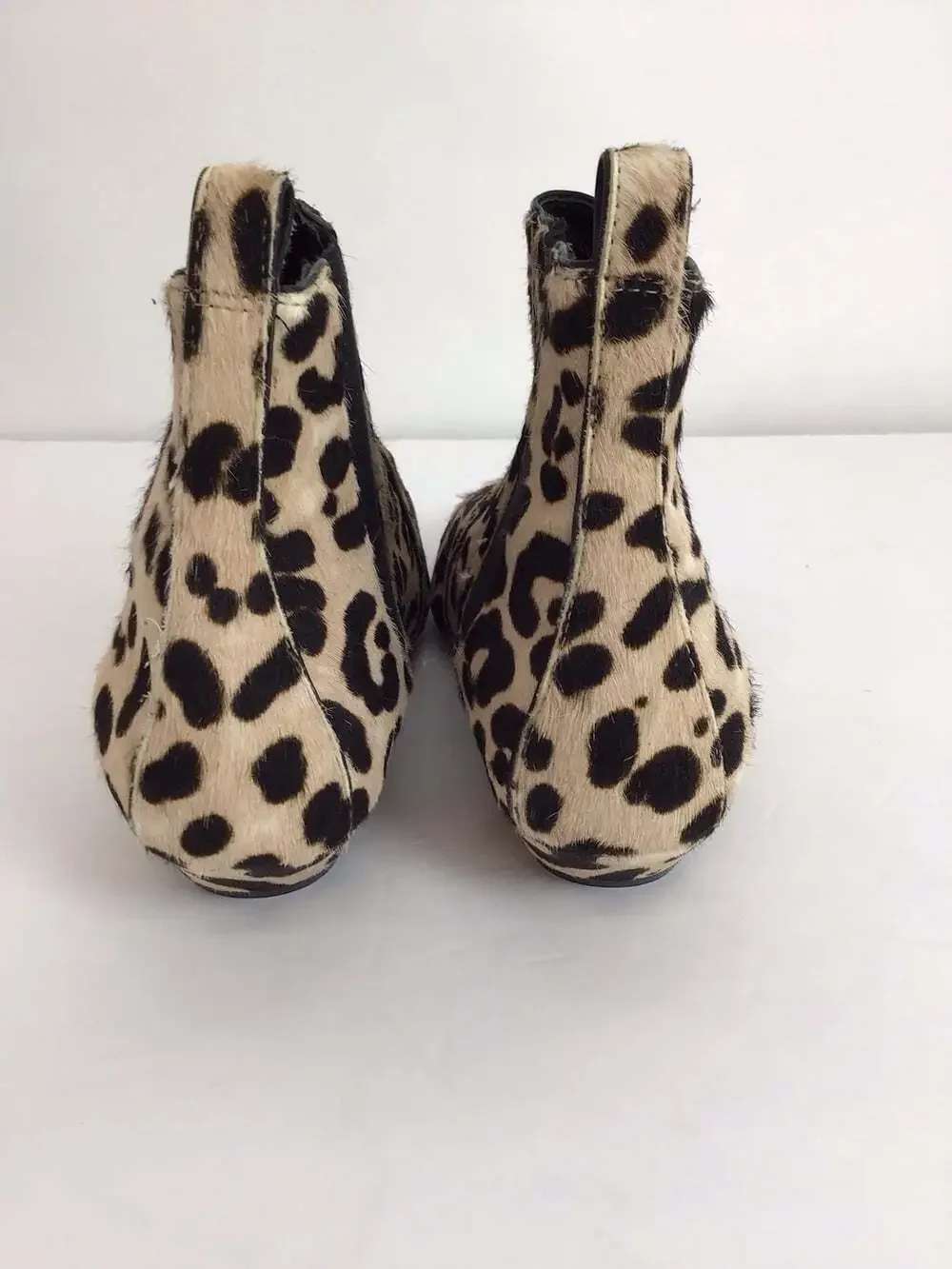 Linea Paolo Leopard Print Calf Hair Pointed Toe Chelsea Ankle Boots Womens 7M